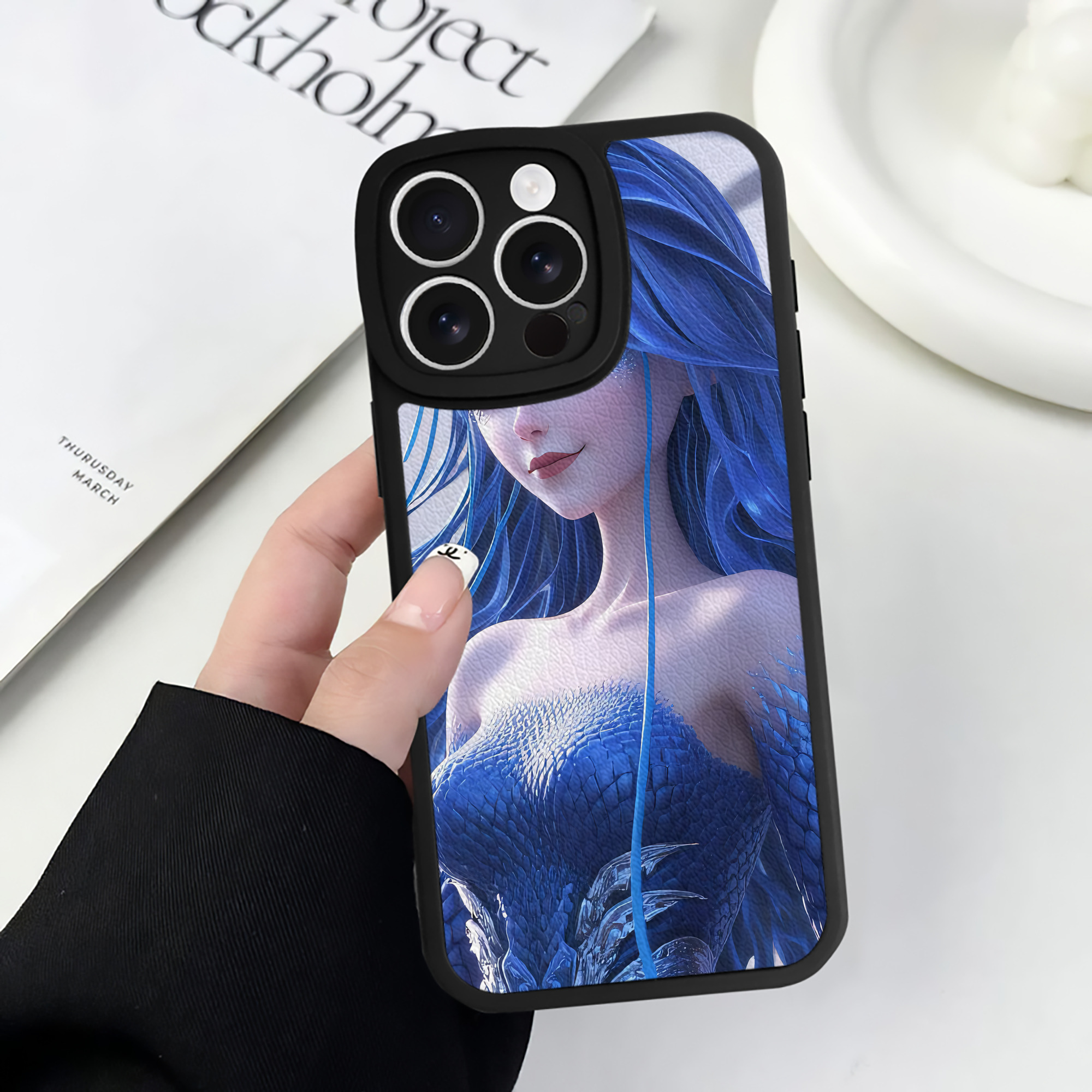 （画像用） Ne Zha 2 ナタ 魔童の大暴れ 【iPhone 16シリーズ対応】シリコンスマホケース（レザー調） 材質：シリコン